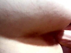 MILF de gran culo es follada en POV