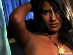 Cute Indian mom gives a handjob in amateur video