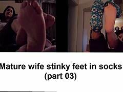 कामुक फुट फेटिश वीडियो में पत्नी के पैरों की पूजा