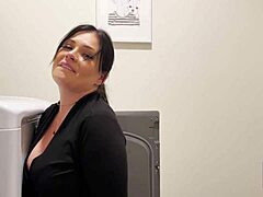 British MILF London Rose's steamy encounter in the laundry room